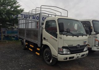 Hino 300 Series   2015 - Bán ô tô Hino 300 Series 1T9 năm sản xuất 2015, màu trắng, xe nhập