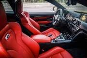 BMW M4 2016 - Cần bán BMW M4 năm sản xuất 2016, màu vàng, xe nhập