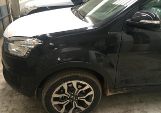 Ssangyong Korando 2.0 AWD 2016 - Bán ô tô Ssangyong 2.0 AWD năm 2016, màu đen, nhập khẩu