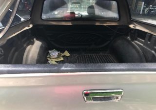 Isuzu Dmax LS 3.0 4x4 MT 2012 - Cần bán lại xe Isuzu Dmax LS 3.0 4x4 MT đời 2012, màu bạc, nhập khẩu nguyên chiếc
