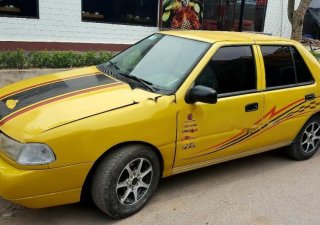 Hyundai Sonata 1998 - Cần bán Hyundai Sonata sản xuất năm 1998, màu vàng, nhập khẩu nguyên chiếc, giá 38tr
