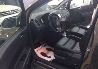 Volkswagen Golf 2013 - Cần bán lại xe Volkswagen Golf đời 2013 chính chủ, giá chỉ 700 triệu