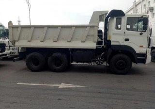 Hyundai HD 270 2016 - Bán Hyundai HD 270 đời 2016, màu trắng, nhập khẩu nguyên chiếc