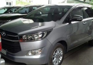 Toyota Innova 2016 - Bán Toyota Innova năm 2016, màu bạc  