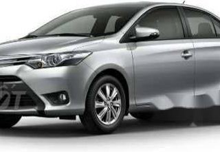 Toyota Vios 2017 - Cần bán Toyota Vios đời 2017, màu bạc