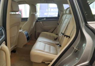 Volkswagen Touareg GP 2016 - Bán Volkswagen Touareg GP, màu xám (ghi), nhập khẩu, giá cực tốt. LH: 0901933522 Vy