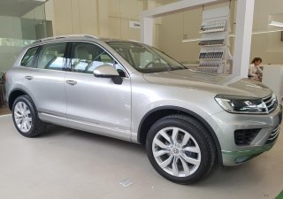 Volkswagen Touareg GP 2016 - Bán Volkswagen Touareg GP, màu xám (ghi), nhập khẩu, giá cực tốt. LH: 0901933522 Vy