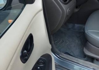 Hyundai i10 2012 - Cần bán xe Hyundai i10 năm 2012, giá 195 triệu