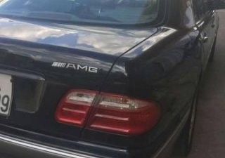 Mercedes-Benz E class 2001 - Bán xe Mercedes sản xuất 2001, màu đen