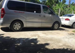 Hyundai Grand Starex   2016 - Bán Hyundai Grand Starex 2016, màu bạc, giá 820tr