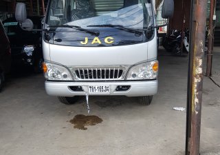 2017 - Chuyên bán xe tải Jac 2t4 vào thành phố, trả góp 90% giá trị xe
