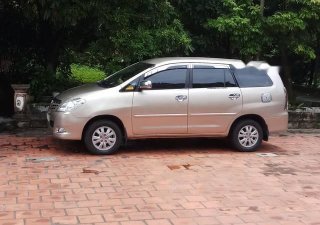 Toyota Fortuner    2011 - Cần bán Toyota Fortuner đời 2011, màu bạc