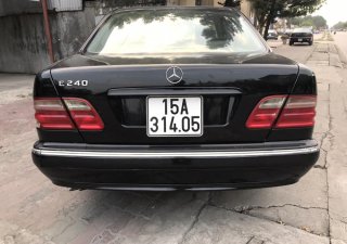 Mercedes-Benz E class E240 2000 - Bán ô tô Mercedes E240 đời 2000, màu đen, xe nhập