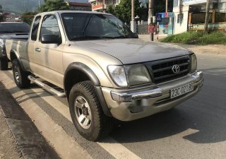 Toyota Tacoma   1999 - Cần bán lại xe Toyota Tacoma đời 2000, màu vàng, xe nhập số sàn