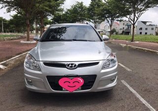 Hyundai i30 2009 - Bán ô tô Hyundai i30 đời 2009, màu bạc, xe nhập 