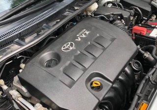Toyota Corolla altis 2.0 2010 - Bán xe Toyota Corolla altis 2.0 đời 2010, màu bạc như mới 