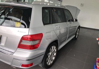 Mercedes-Benz GLK Class GLK300  2009 - Cần bán xe Mercedes-Benz GLK Class đời 2009 màu bạc, 1 tỷ 060 triệu