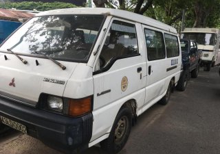 Mitsubishi L300 1993 - Bán Mitsubishi L300 sản xuất 1993, màu trắng, xe nhập