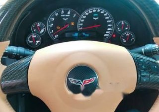 Chevrolet Corvette   2015 - Cần bán gấp Chevrolet Corvette đời 2015, màu vàng