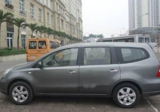 Nissan Livina   2011 - Cần bán xe Nissan Livina sản xuất năm 2011, màu xám, số tự động