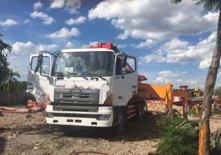 Hino 700 Series 2007 - Cần bán xe Hino 700 Series đời 2007, màu đỏ, nhập khẩu nguyên chiếc còn mới