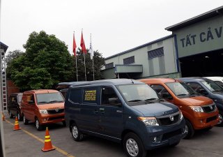 Hãng khác Xe du lịch 2018 - Muốn bán xe tải Van Kenbo 5 chỗ 650kg, giá tốt