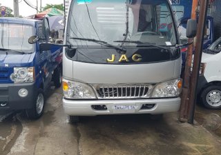 Xe tải 1,5 tấn - dưới 2,5 tấn 2017 - Bán xe tải Jac 2t4 Euro 2 ga cơ 2017, hỗ trợ trả góp 90% giá trị xe