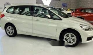 BMW 2 Series   218i Gran Tourer  2018 - BMW Phú Mỹ Hưng bán BMW 2 Series 218i Gran Tourer đời 2018, màu trắng, xe nhập