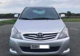 Toyota Innova   G MT 2009 - Bán Toyota Innova G MT 2009, màu bạc, xe gia đình 1 đời chủ, giữ gìn bảo dưỡng cẩn thận