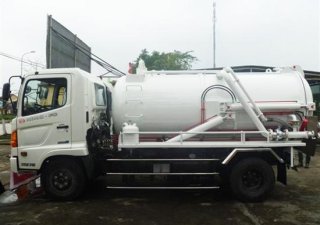 Hino FC 2017 - Bán xe hút chất thải 6 khối Hino