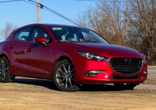 Mazda 1500 1,5  2017 - Bán Mazda 1500 1,5 đời 2017, màu đỏ còn mới, 640tr