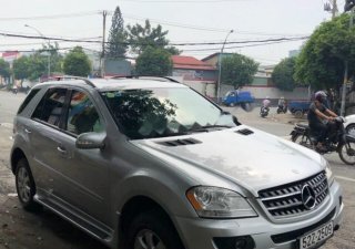 Mercedes-Benz ML Class ML350 2005 - Bán ô tô Mercedes ML350 sản xuất năm 2005, màu bạc, nhập khẩu  