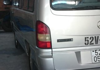 Mercedes-Benz 190 2002 - Cần bán xe Mercedes năm sản xuất 2002, 9 chỗ kg, màu bạc
