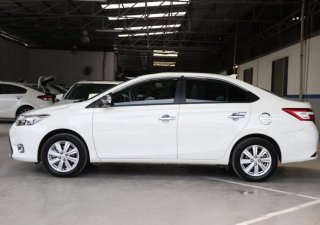 Toyota Vios 1.5E (CVT) 2017 - Bán Toyota Vios E (CVT), đời 2017, màu trắng, giá chỉ 530 triệu