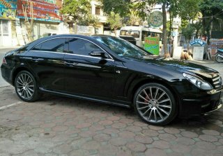 Mercedes-Benz CLS class 500 2007 - Bán ô tô Mercedes-Benz CLS500 sx 2007 chính chủ, màu đen, nhập khẩu từ Đức, giá 570 triệu