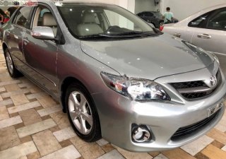 Toyota Corolla altis 2.0 2011 - Cần bán gấp Toyota Corolla altis năm sản xuất 2011, màu xám