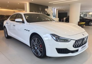 Maserati Ghibli 2018 - Bán xe Maserati Ghibli chính hãng 2018, màu trắng. LH: 0978877754, hỗ trợ tư vấn