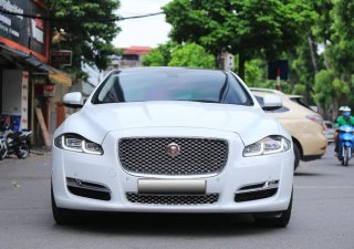 Jaguar XJL 2017 - Bán Jaguar XJL sản xuất năm 2017, màu trắng, nhập khẩu nguyên chiếc
