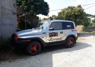Ssangyong Korando 2001 - Bán xe Ssangyong Korando năm sản xuất 2001, màu bạc, giá chỉ 119 triệu