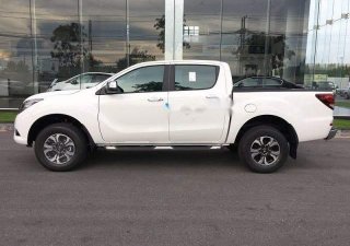 Mazda BT 50 2.2 MT  2018 - Cần bán Mazda BT 50 đời 2018, màu trắng, xe nhập