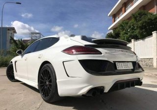 Porsche Panamera 2010 - Cần bán lại xe Porsche Panamera đời 2010, màu trắng, nhập khẩu nguyên chiếc số tự động