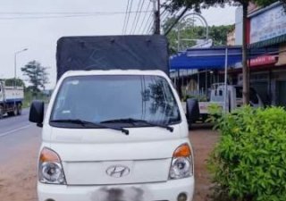 Hyundai Porter 2004 - Cần bán Hyundai Porter đời 2004, màu trắng, nhập khẩu nguyên chiếc như mới
