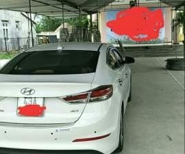 Hyundai Elantra   2017 - Bán xe Hyundai Elantra sản xuất 2017, màu trắng, nhập khẩu 