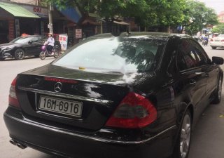 Mercedes-Benz E class E200 2009 - Chính chủ bán xe Mercedes E200 2009, màu đen như mới