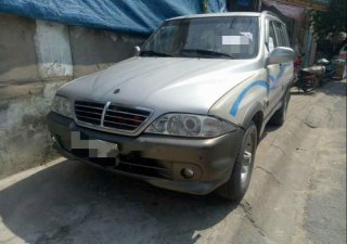 Ssangyong Musso 2004 - Cần bán Ssangyong Musso năm sản xuất 2004, màu bạc, xe nhập số tự động, giá tốt