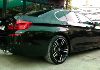 BMW 5 Series 528i 2010 - Chính chủ cần bán BMW 5 Series 528i sản xuất năm 2010, màu đen