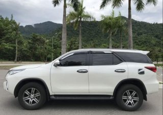 Toyota Fortuner 2017 - Gia đình bán xe Toyota Fortuner đời 2017, màu trắng