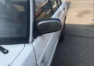 Nissan Sunny 1989 - Bán Nissan Sunny sản xuất năm 1989, màu trắng, xe nhập giá cạnh tranh