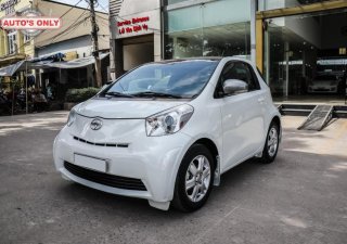 Toyota IQ   2011 - Cần bán xe Toyota IQ năm 2011, màu trắng, xe nhập