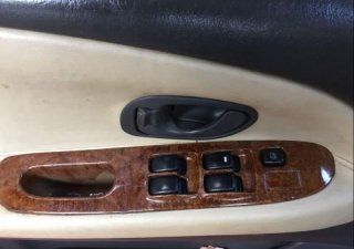Mitsubishi Lancer 2002 - Bán ô tô Mitsubishi Lancer đời 2002, màu bạc, nhập khẩu, giá chỉ 140 triệu